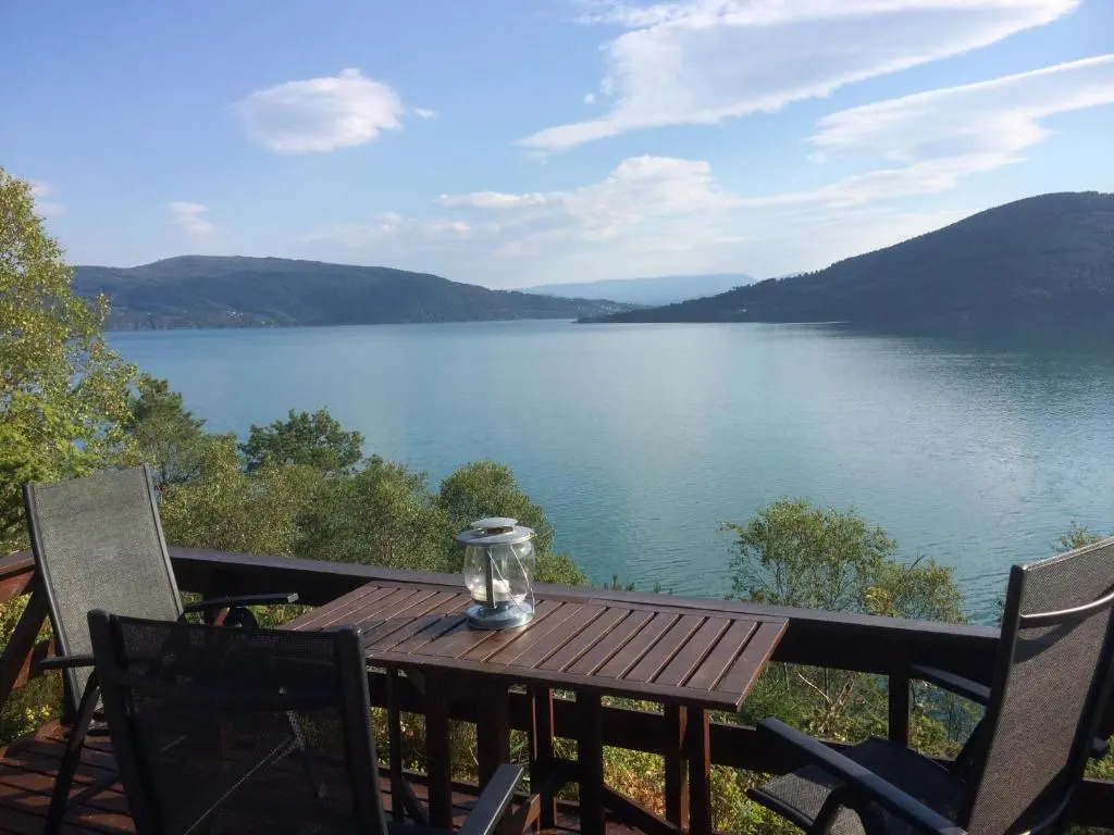 Fjordside Lodge