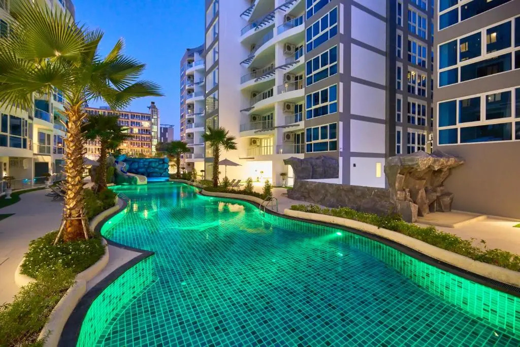 Centara Avenue Residence by Patsamon
