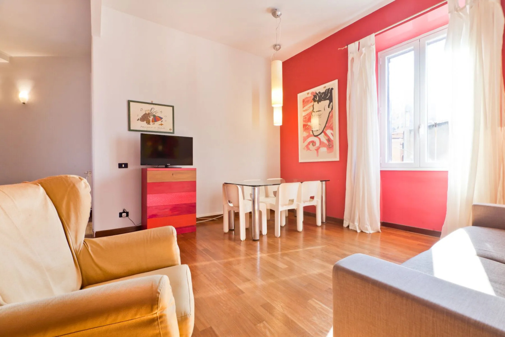 Paola Guest House