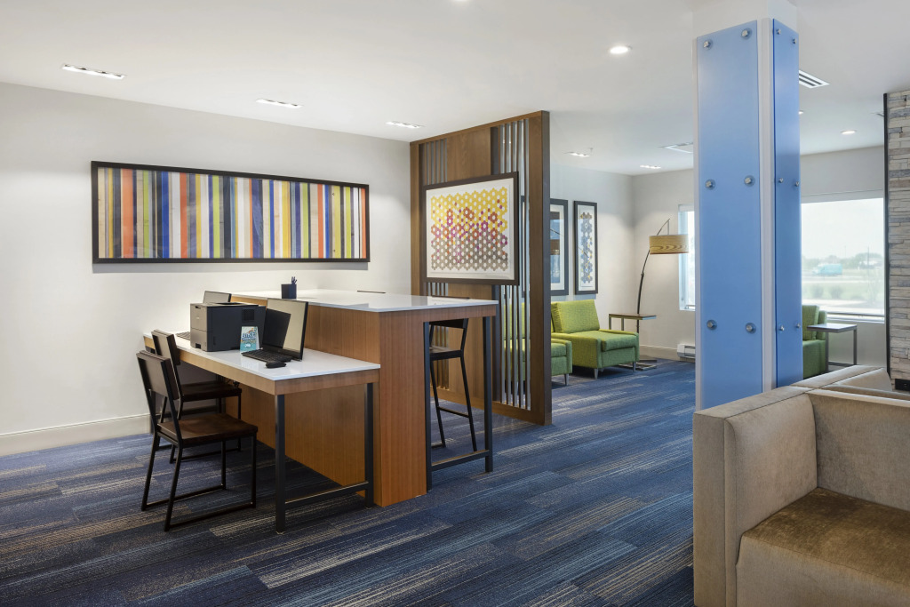 Holiday Inn Express & Suites - Bourbonnais East - Bradley by IHG