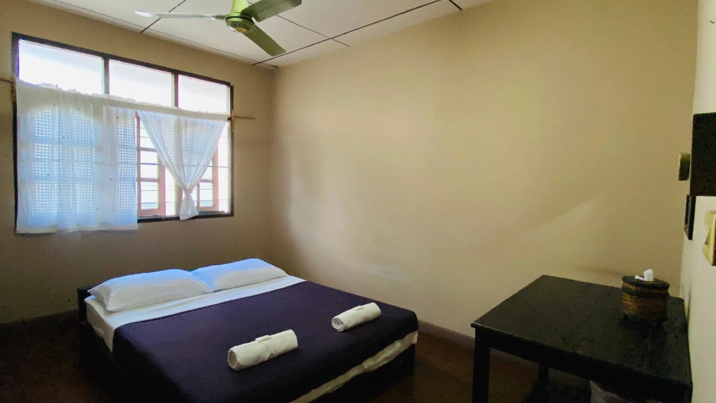Nan Guesthouse