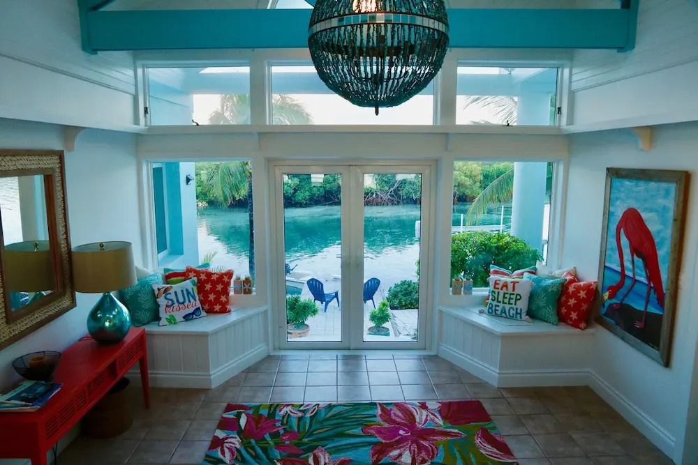 Middle Cay