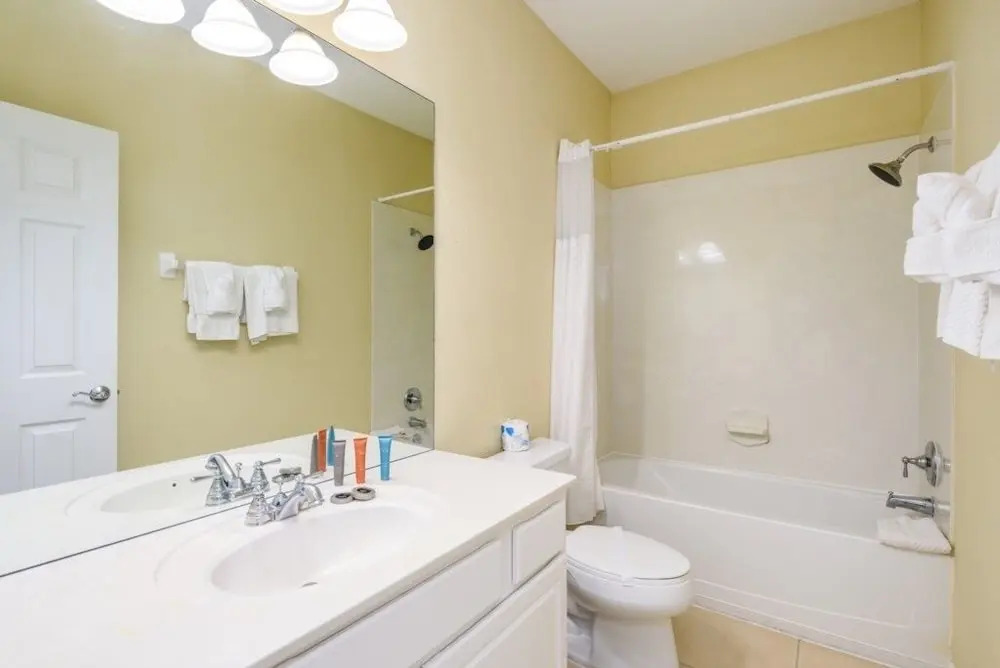 New Listing 3 Bed 3.5 Bath Vacation Townhome 4006 Home