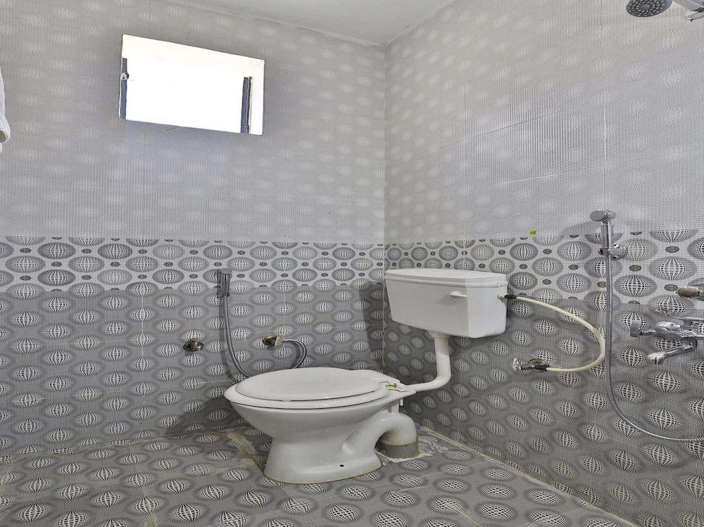 OYO 38589 Rajguru Guest House