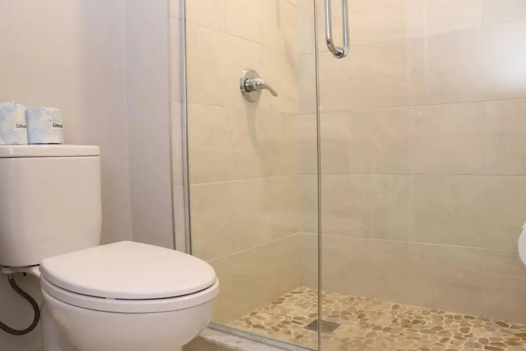 A Stylish Stay w/ a Queen Bed, Heated Floors.. #15