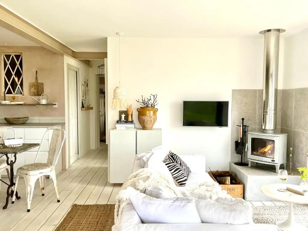 Pearl Beach House