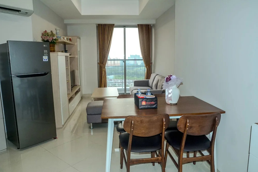 Golf View at The Mansion Apartment near JIEXPO