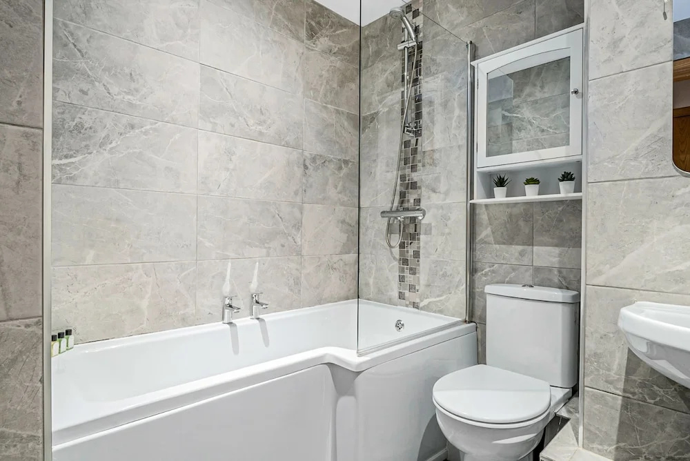 2BR with Patio in the Heart of Holborn