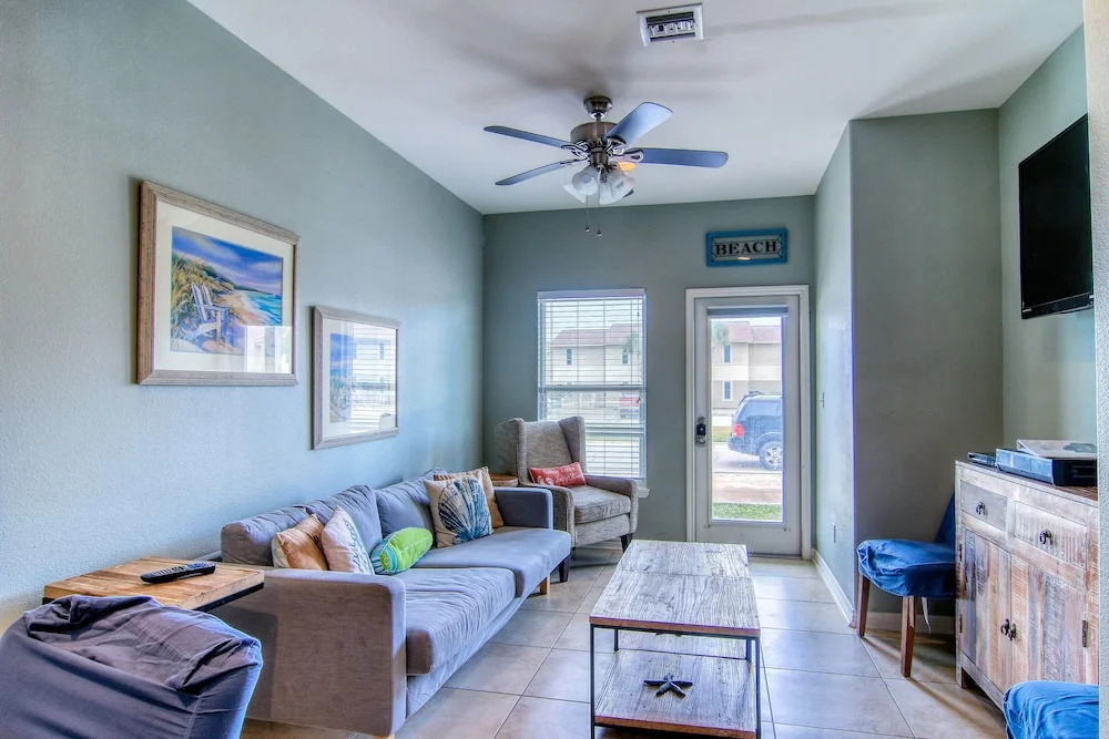 Sandy Toes and Salty Kisses 4Br Townhouse