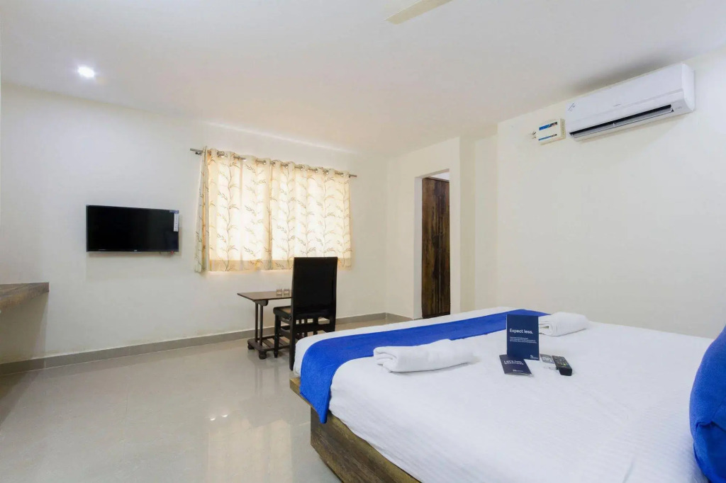 FabHotel Lotus Hitech City