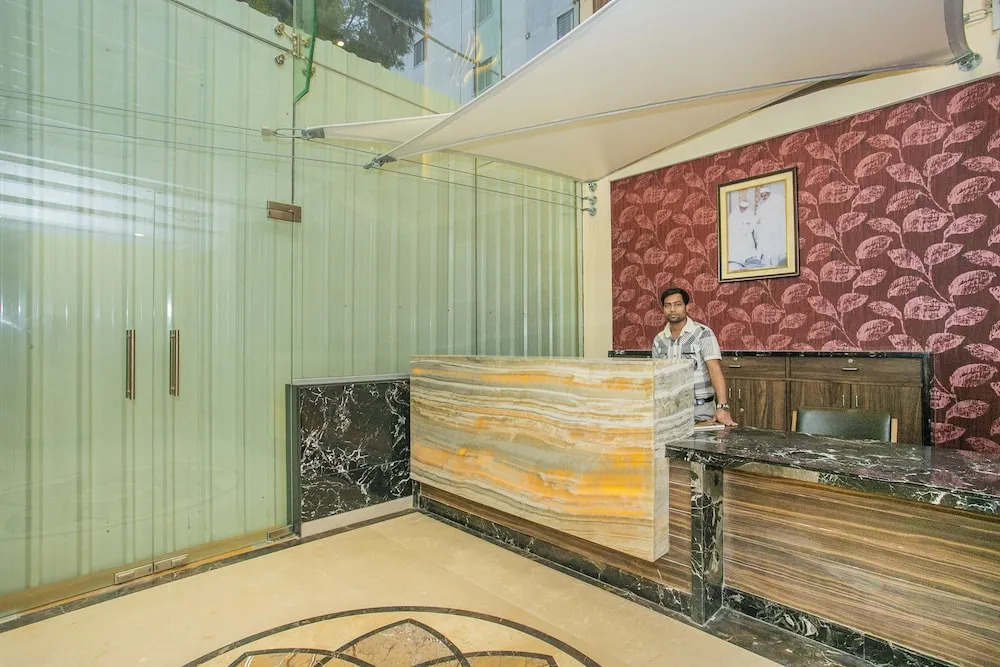 Capital O 18788 Phoenix Hotel & Resort