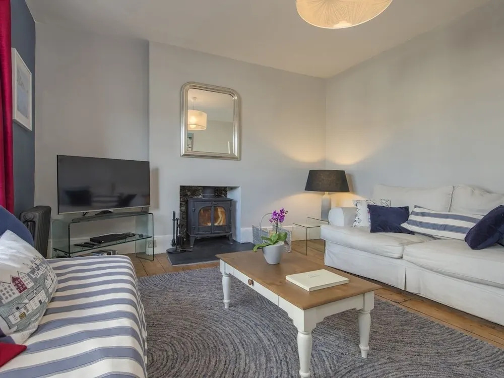 Regatta House