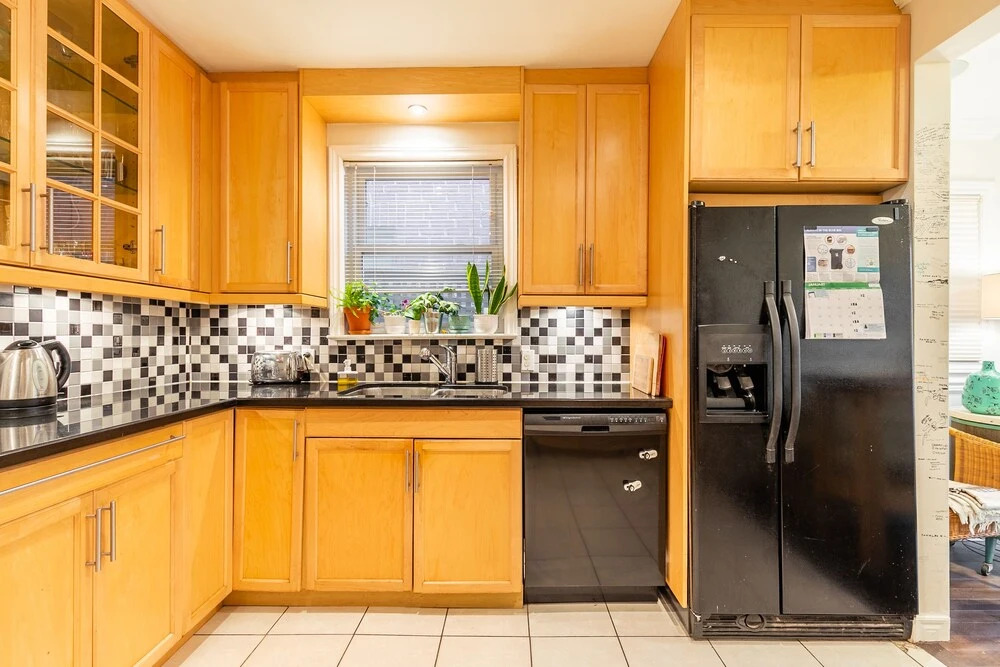 Spectacular Two Storey 3 Bedroom