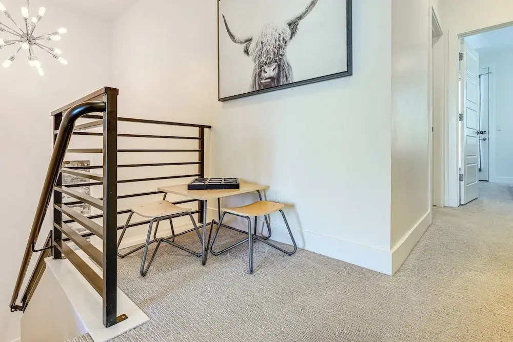 7 Mi to Snow Canyon: Townhome w/ Arcade Games!