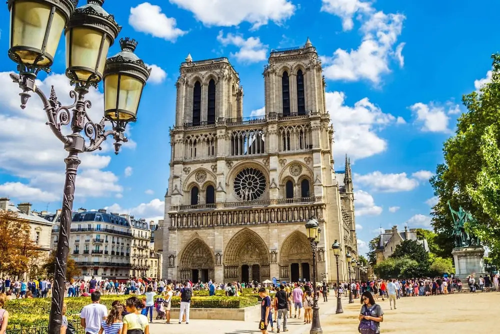 Amazing Le Marais Flat - 2 Mins to Hôtel de Ville