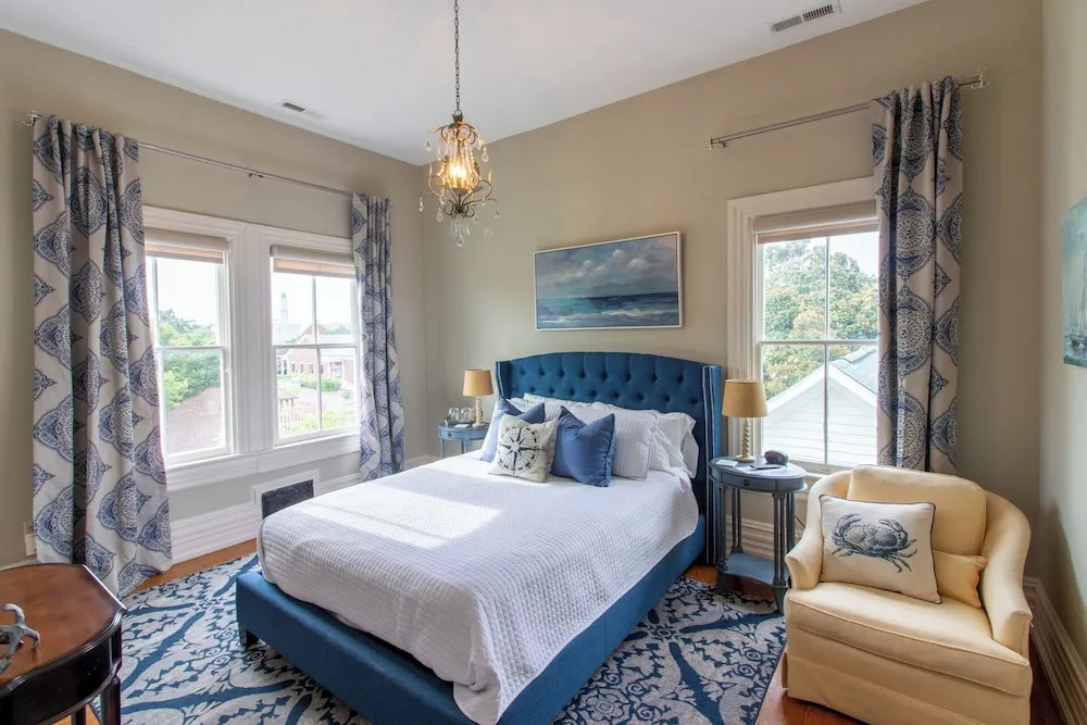 The Jarvis at 220
