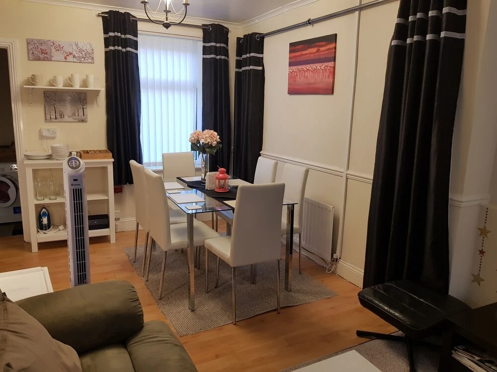 Queen Guest House