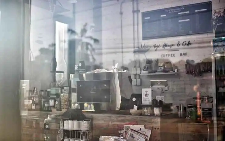 YOJI House and Cafe