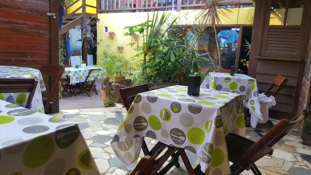 Arara Suite