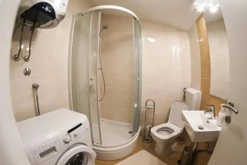 Apartments Leut