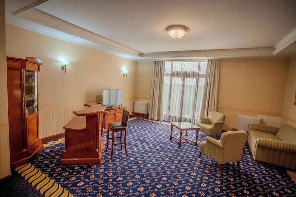 Hotel Golden Palace