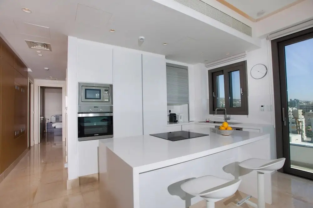 The Arc Ship Exclusive Apartment