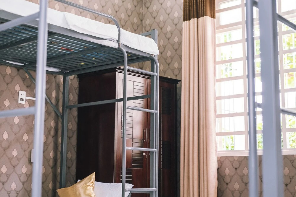 White Hotel - Hostel