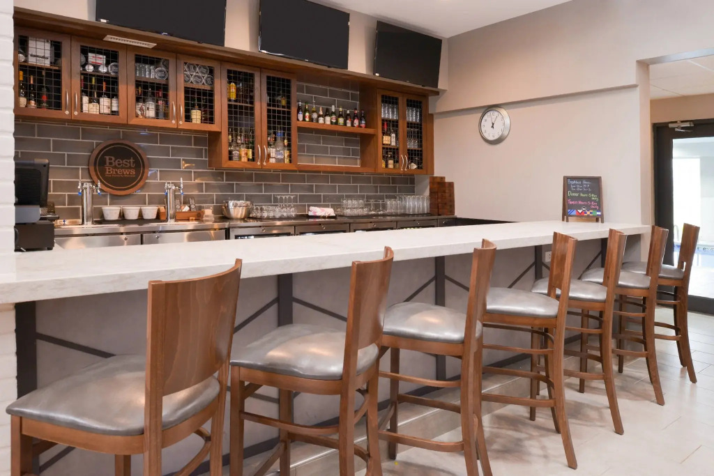 Four Points By Sheraton Mount Prospect O’Hare