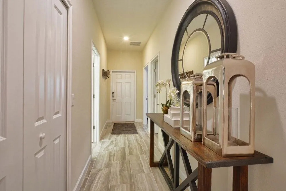 Storey Lake-5 Bedroom Townhome W/spashpool-1613st Townhouse
