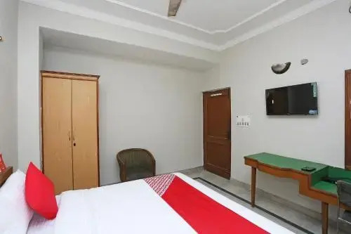 Hotel Park by OYO Rooms