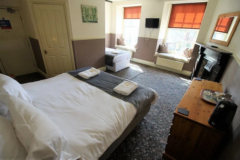 The Kings Arms Hotel