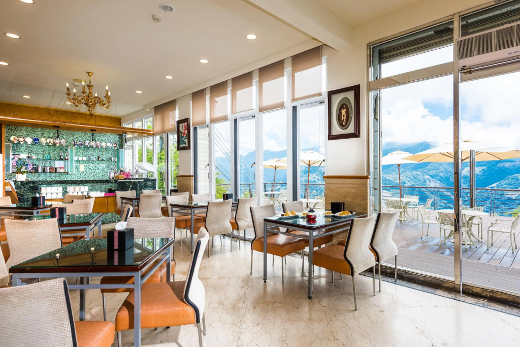 Jun Yue Hanging Garden Resort