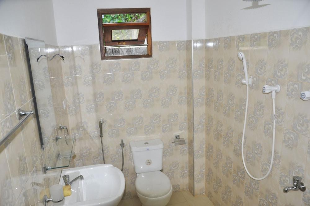 Nade Villas Unawatuna