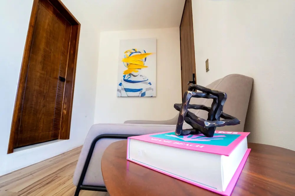 KUKO SUITES