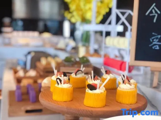 Atour Hotel Zhongshan West Xingzhong Plaza