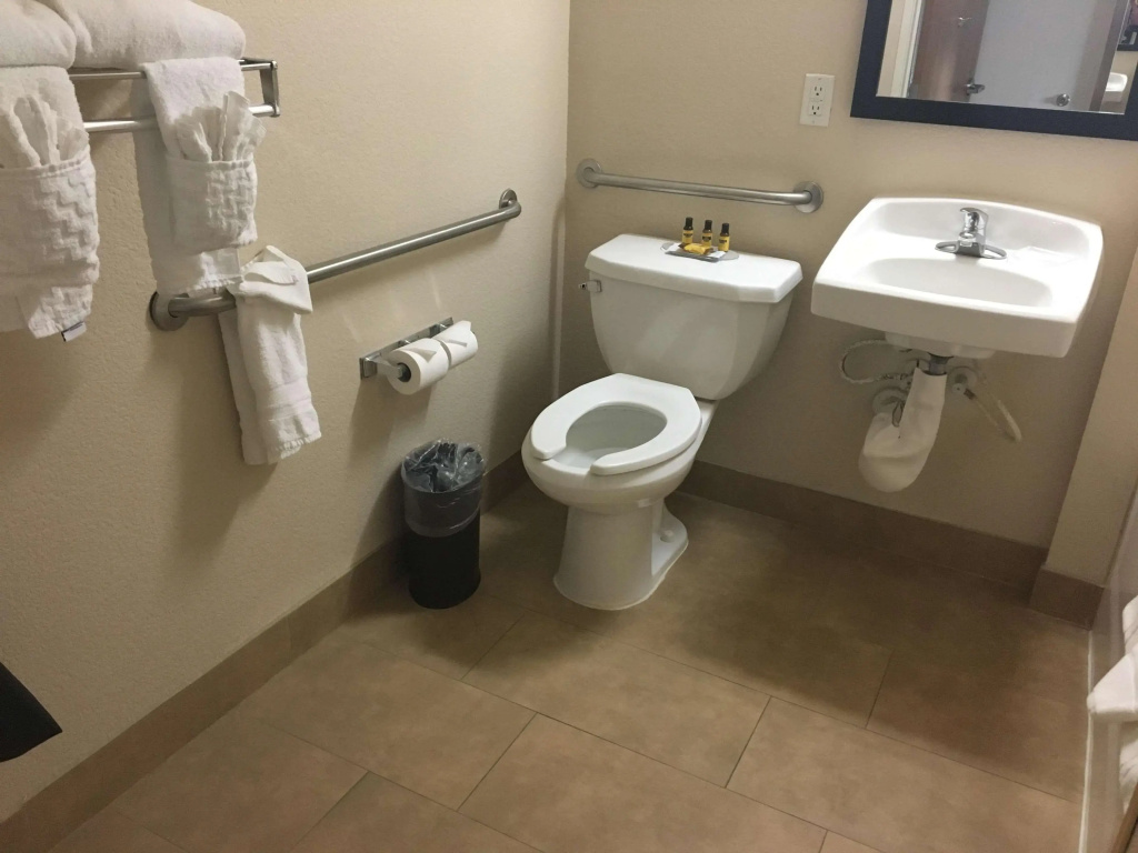 Best Western Plus Gateway Inn & Suites - Aurora