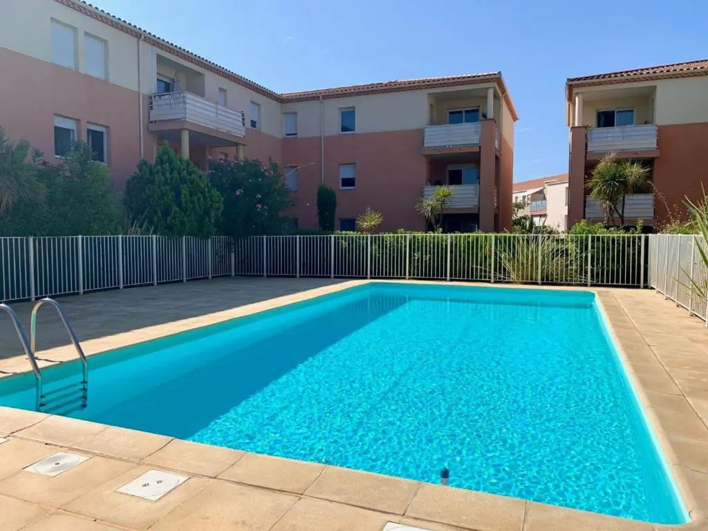 Appartement Mèze, 2 pièces, 4 personnes - FR-1-604-18