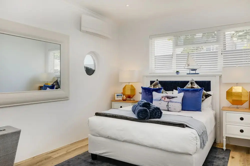 Jo Leo - Camps Bay Lux Villa with views & pool