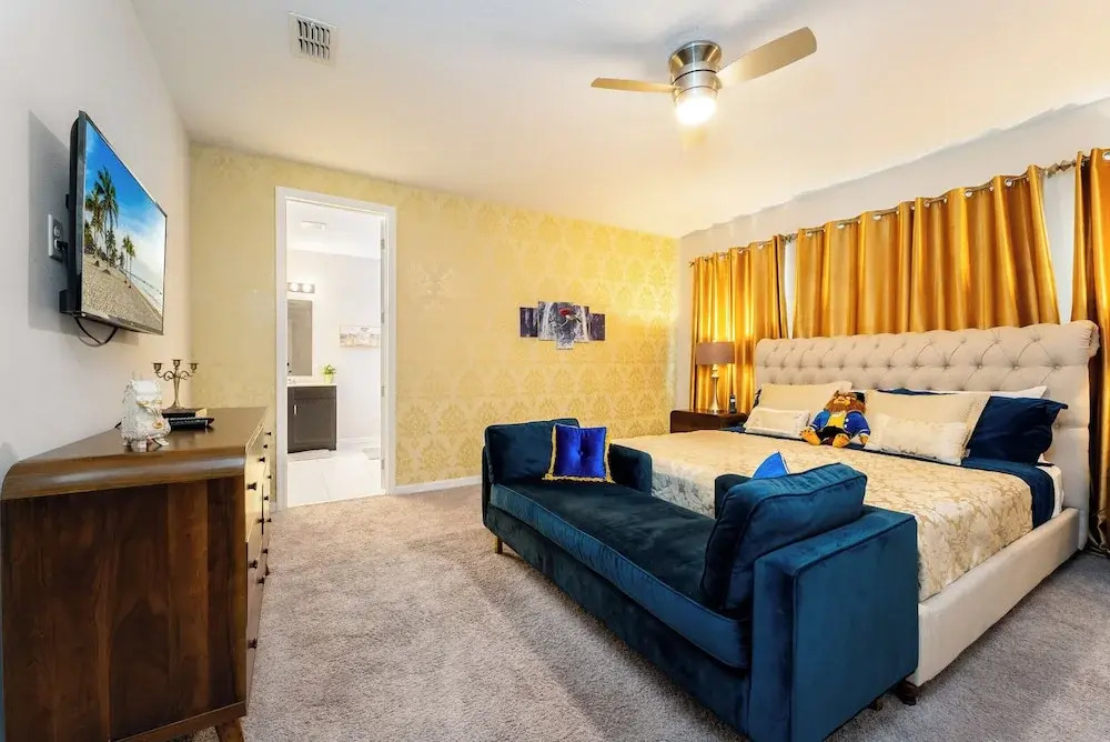 Stunning Sunsets & Private Pool 7BD