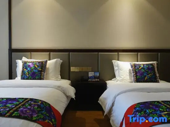 Kunming Pillowstone Woyun Boutique Hotel (Nanping Pedestrian Street Jinma Bijifang Branch)
