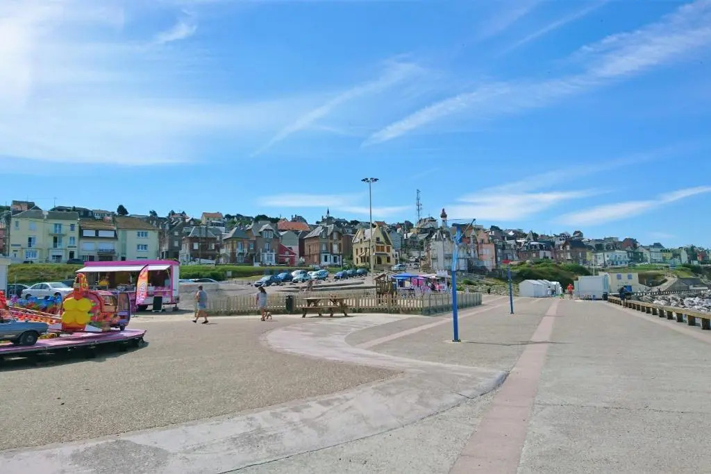 Appartement balcon 2 chambres et à 2 pas de la plage