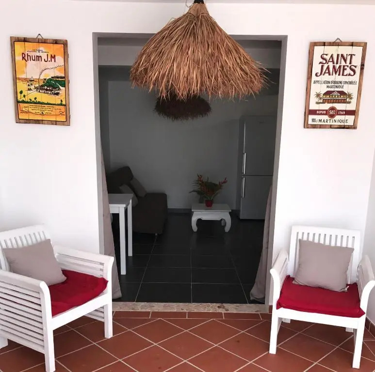 Gite Corossol Martinique piscine privée, résidence naturiste