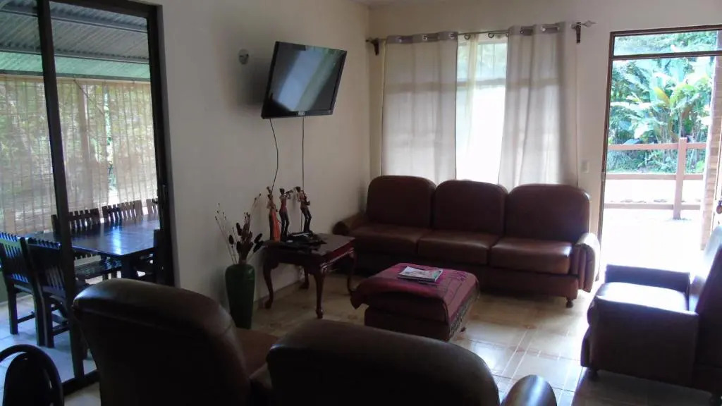 Cataratas Bijagua Lodge, incluye tour autoguiado Bijagua Waterfalls Hike