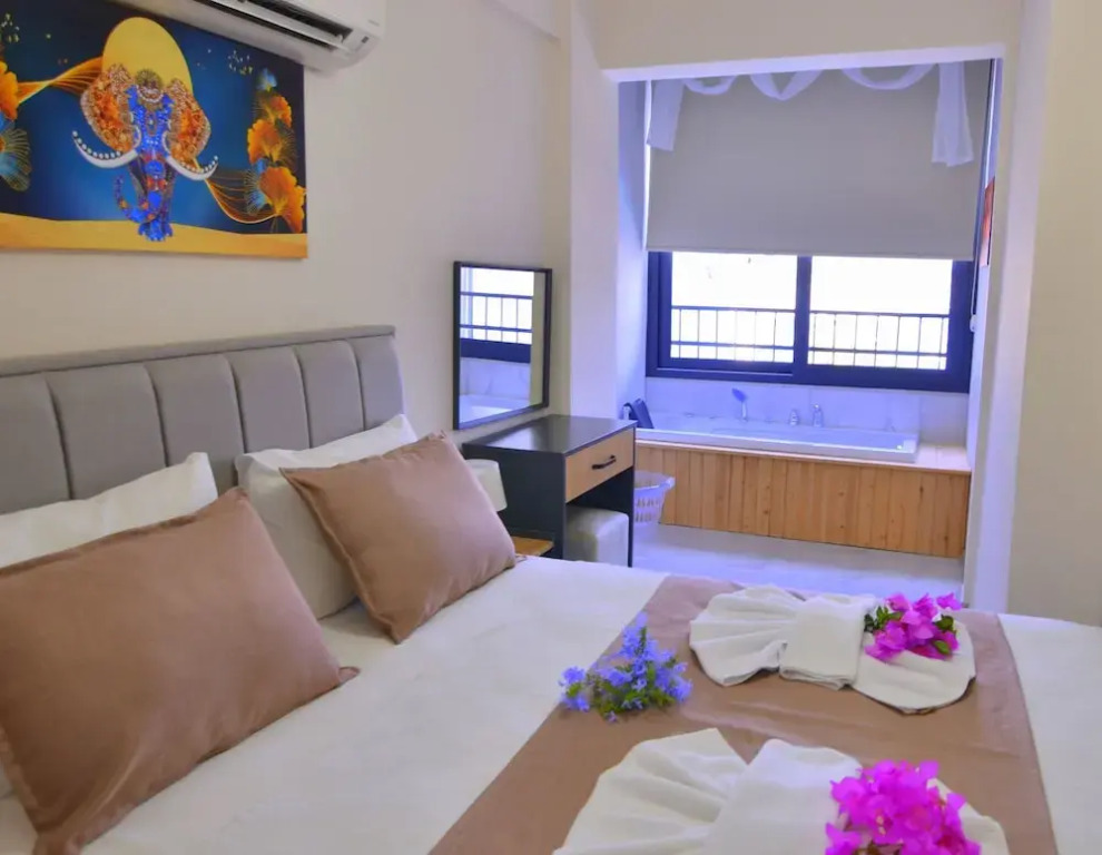 Mykonut Boutique Suites