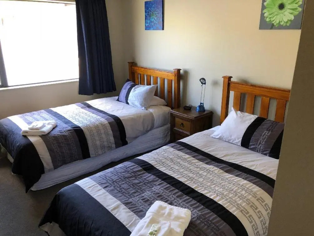 Lawrence Townhouse Accommodation 18A