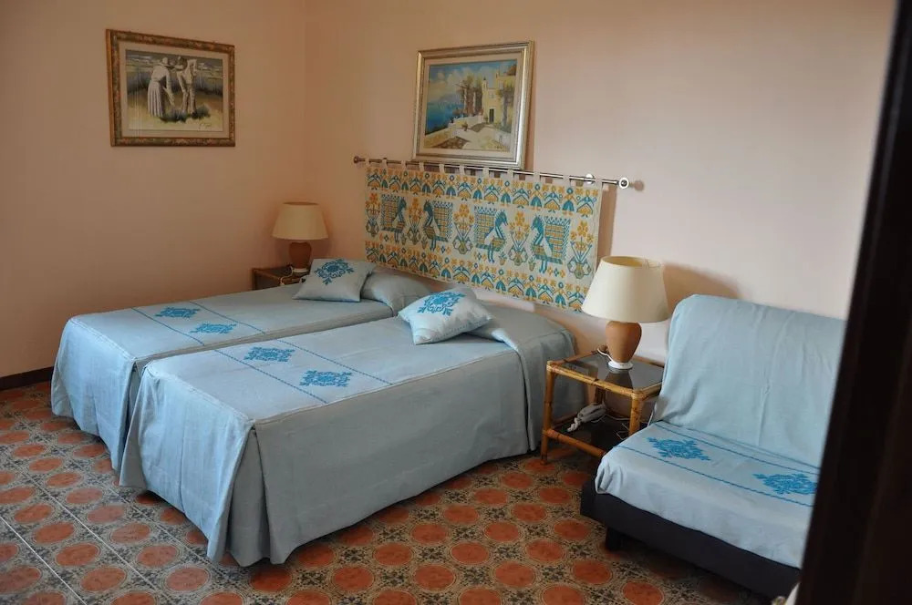 Hotel LOasi
