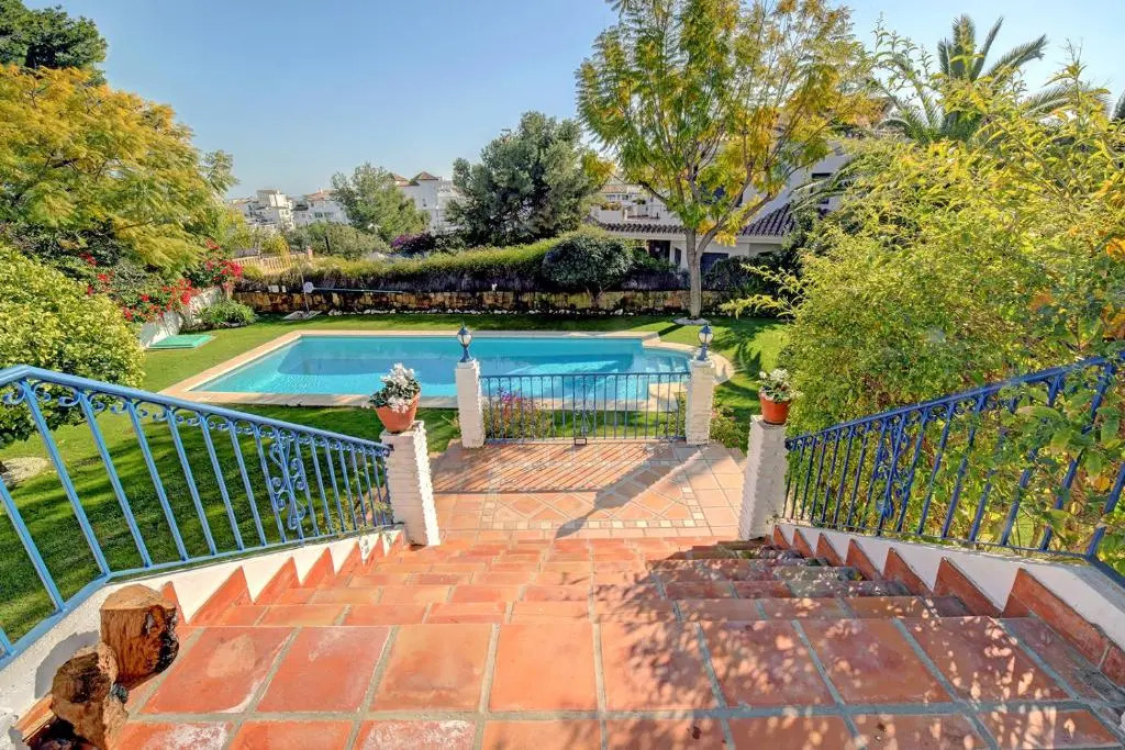 Villa 10 Luxe by Lirios Village Marbella - Superb Location and Heated Pool