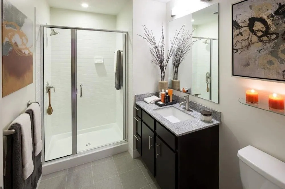 Global Luxury Suites at Woodmont Triangle North