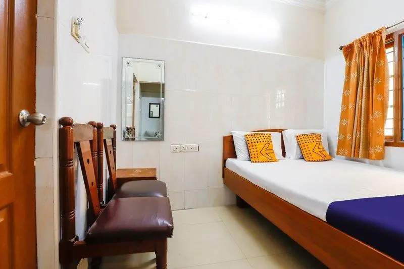 SPOT ON 67646 Jk Guest House