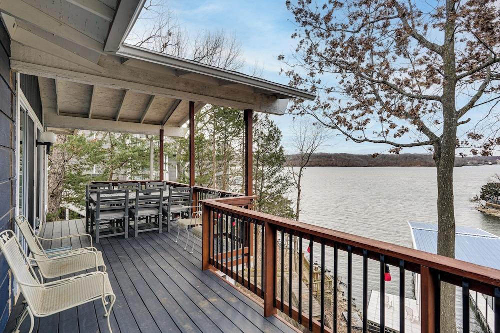 Private Dock at Ozarks Home Next to Margaritaville